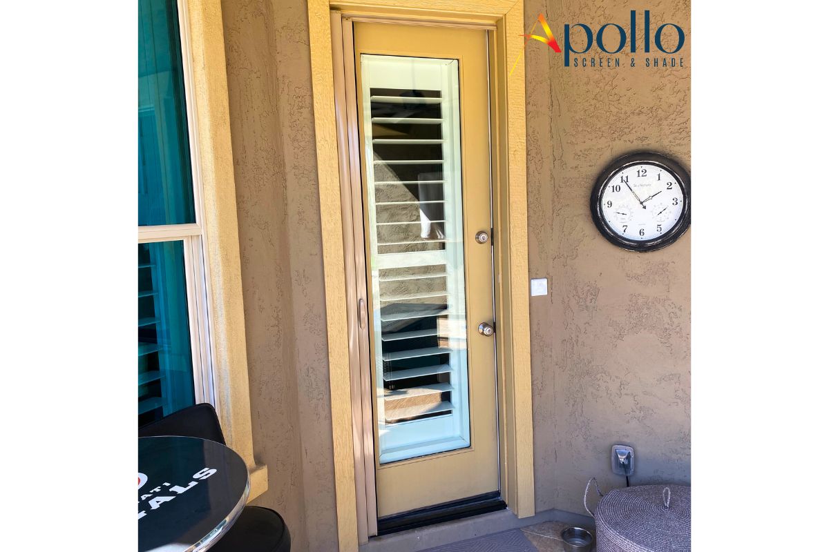 Single Back Door Retractable- Mesa_AZ (2).jpg
